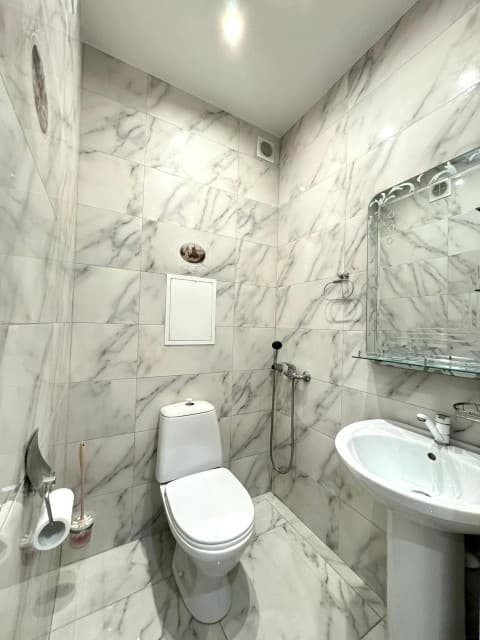 2 комн., 70 м², Монолитно-каркасный, Крытый рынок 2