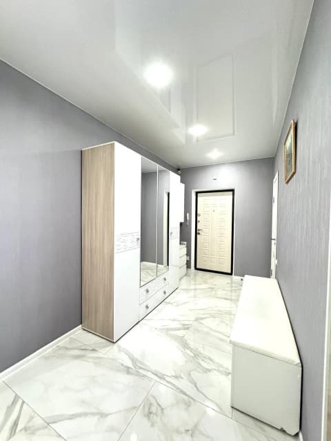2 комн., 70 м², Монолитно-каркасный, Крытый рынок 4