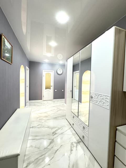 2 комн., 70 м², Монолитно-каркасный, Крытый рынок 14