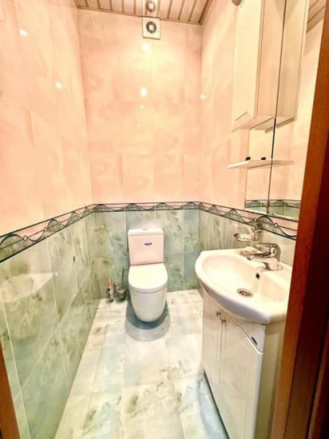 4 комн., 142 м², Монолитно-каркасный, Центр - район пл. Ленина 13
