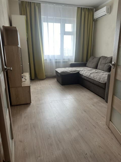 1 комн., 39 м², Инд. планировка, Студгородок 3