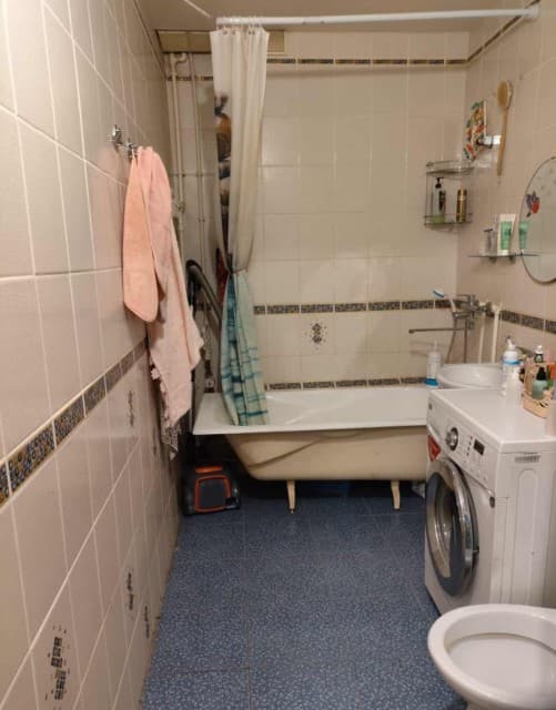 1 комн., 43 м², Инд. планировка, Центр - район пл. Дружбы 7
