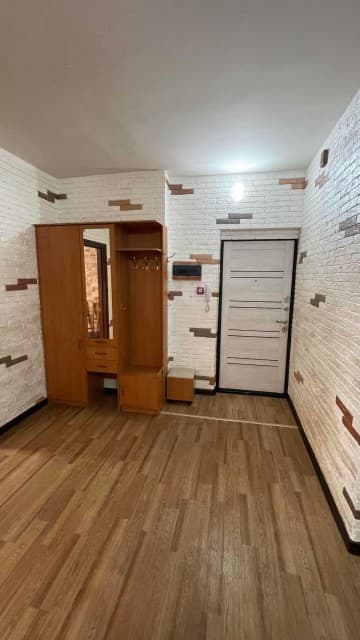 2 комн., 64 м², Монолитно-каркасный, Центр - район пл. Комсомольская 7