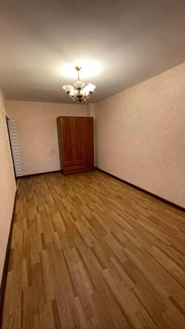 2 комн., 64 м², Монолитно-каркасный, Центр - район пл. Комсомольская
