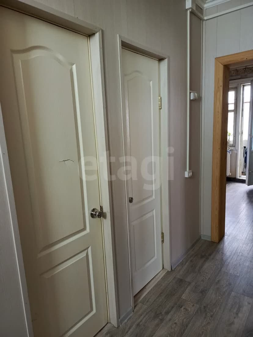 2 комн., 51 м², Дерев. б/у 6