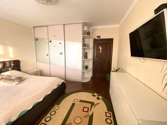 3 комн., 119 м², Инд. планировка, Центр - район пл. Орджоникидзе 7