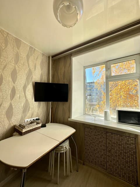 2 комн., 44 м², Блочный, Авиапорт 6