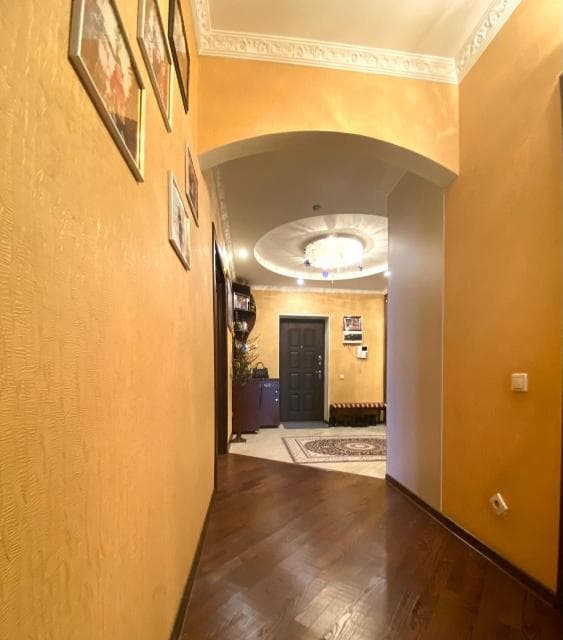 3 комн., 119 м², Инд. планировка, Центр - район пл. Орджоникидзе 3