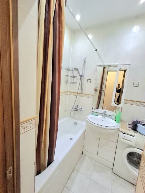 2 комн., 61 м², Инд. планировка, 16 квартал 8