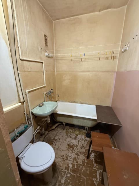 1 комн., 39 м², Блочный, Авиапорт 4