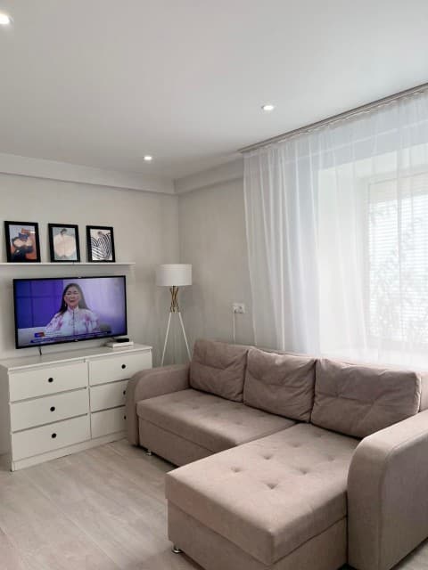 1 комн., 30 м², Блочный, Авиапорт 4