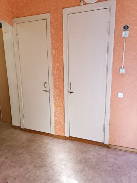 4 комн., 3 эт.