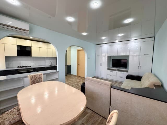 3 комн., 72 м², КПД, Старый город