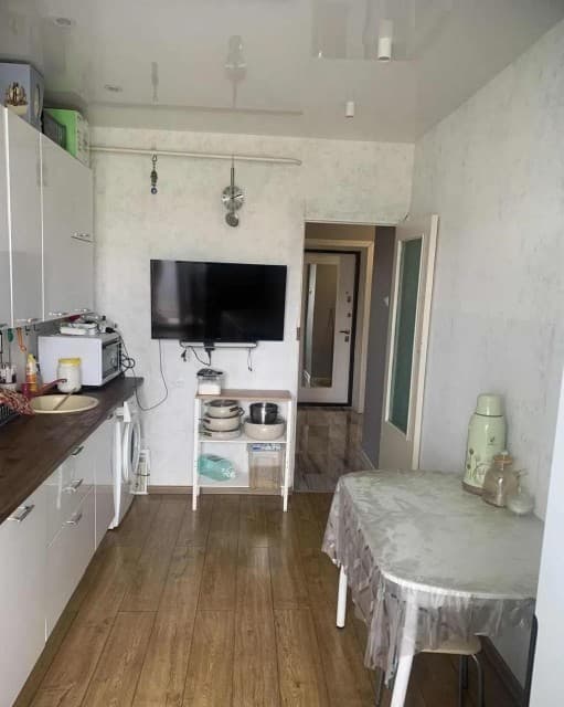 1 комн., Блочный, Областная больница, рынок "Манньыаттаах"