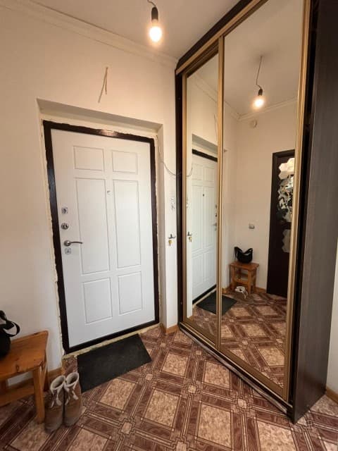 1 комн., 31 м², Блочный, Областная больница, рынок "Манньыаттаах" 7