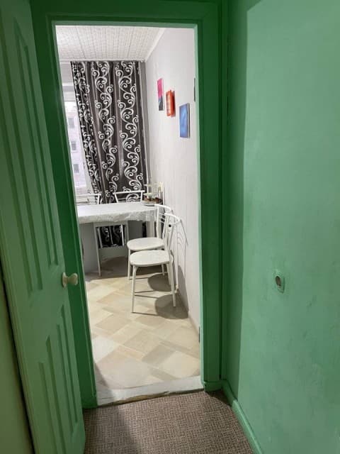 1 комн., 30 м², Блочный, ТЦ "Олонхо" 4