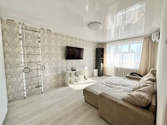 3 комн., 62 м², КПД, ТЦ "Олонхо" 7